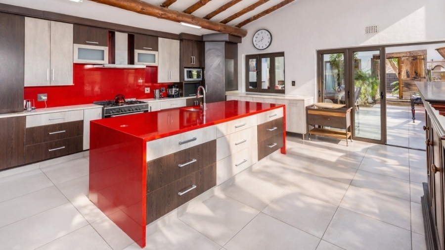 To Let 5 Bedroom Property for Rent in Schoemansville North West